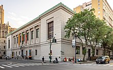 photo of new-york historical society buidling